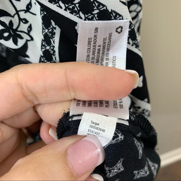 Xhilartion Black/White Mixed Pattern Tunic Dress - Picture 5 of 6